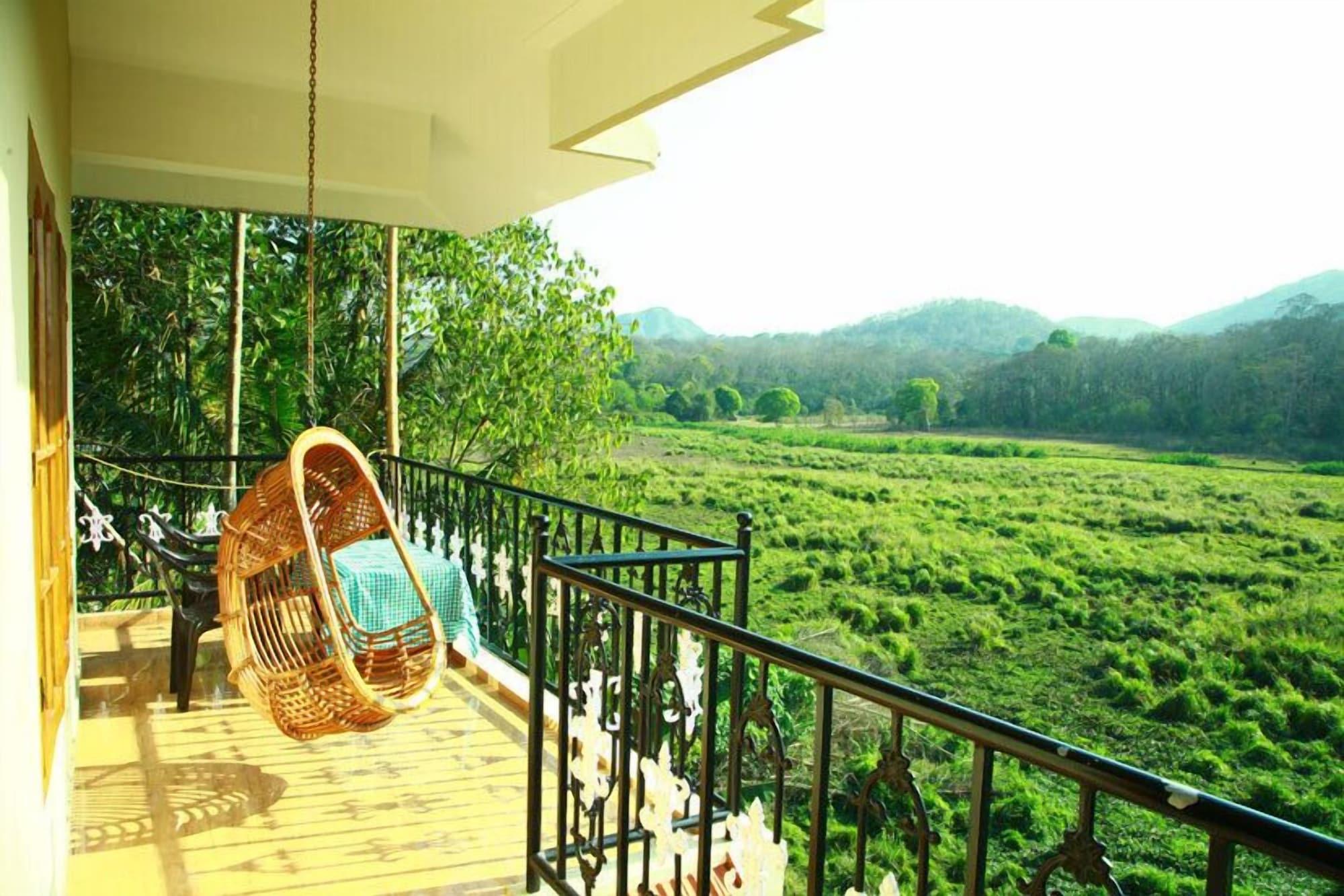 Jungle Palace Homestay Thekkady Zewnętrze zdjęcie